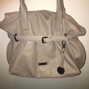 ELLE Slouch bucket bag